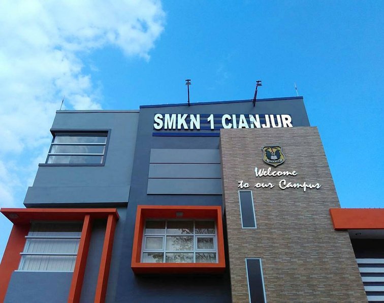 Gedung Kampus 1 SMK Negeri 1 Cianjur — Lokasi Penyelenggaraan LKI-M 2026